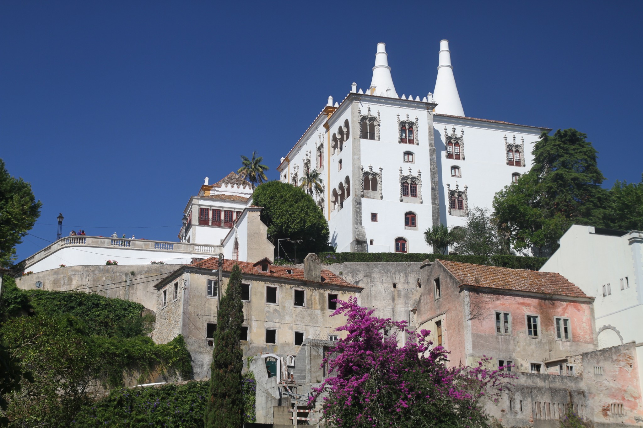Chateau de Sintra depuis la vallée