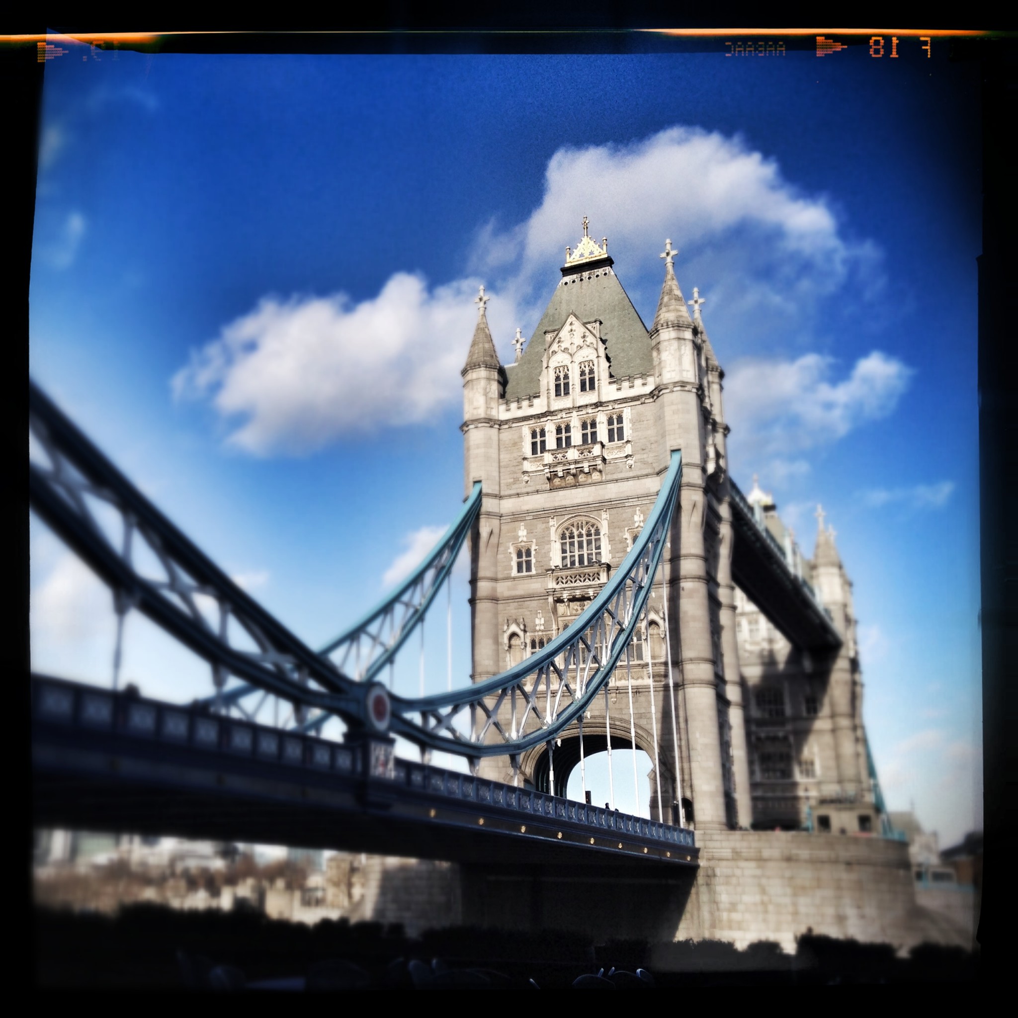 London Bridge by Laurent Reich