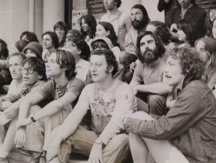 Expo Coluche Les amis au festival du Lavandou en 1972 Christian Spillemaecker