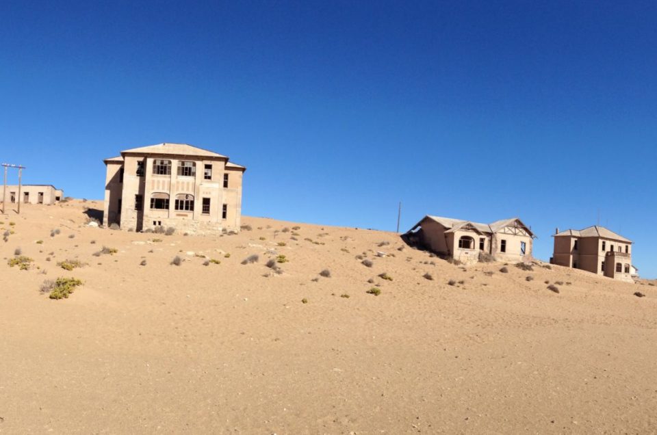 Kolmanskop ville fantôme en Namibie